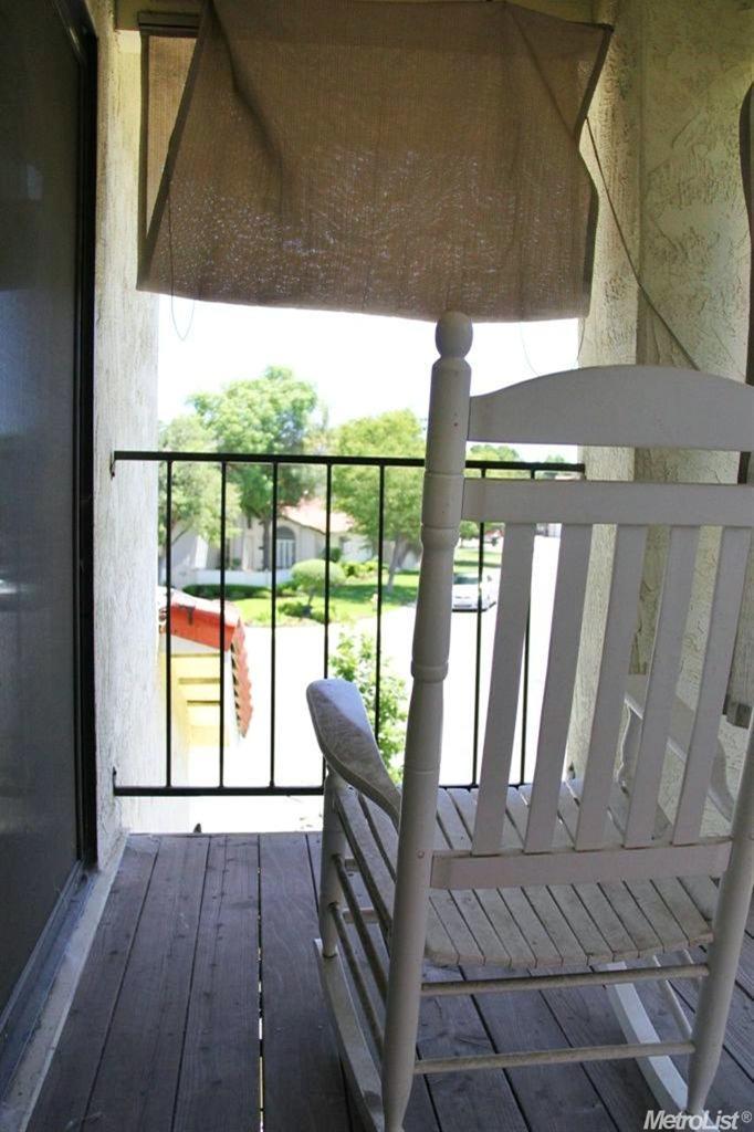 2401 Greenacre Ln, Modesto, CA 95355 photo 18
