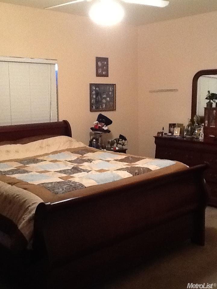 743 E Springer Dr, Turlock, CA 95382 photo 16