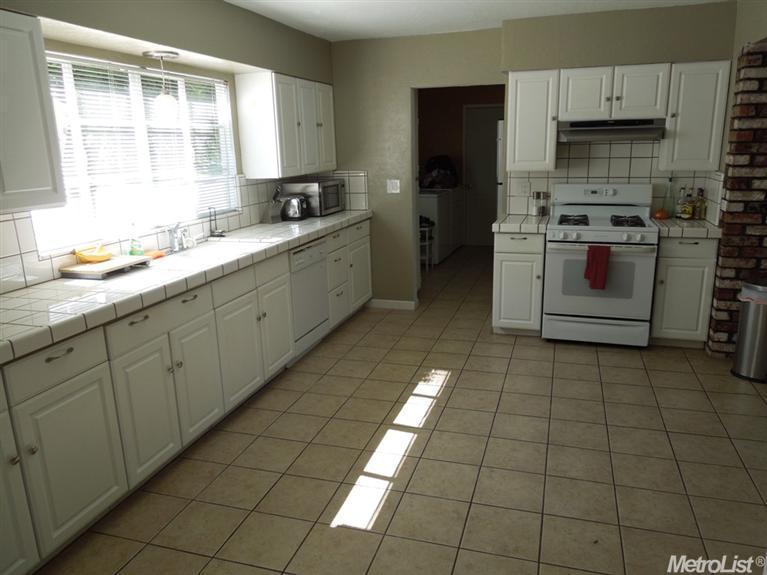 420 Coronado Way, Modesto, CA 95350 photo 6