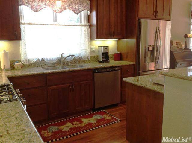 3827 Olive Ln, Carmichael, CA 95608 photo 7