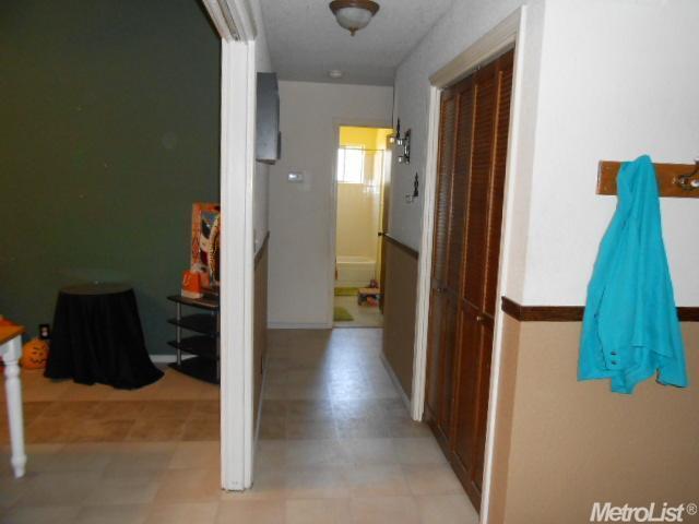 1977 Arrowsmith Dr, Manteca, CA 95336 photo 10