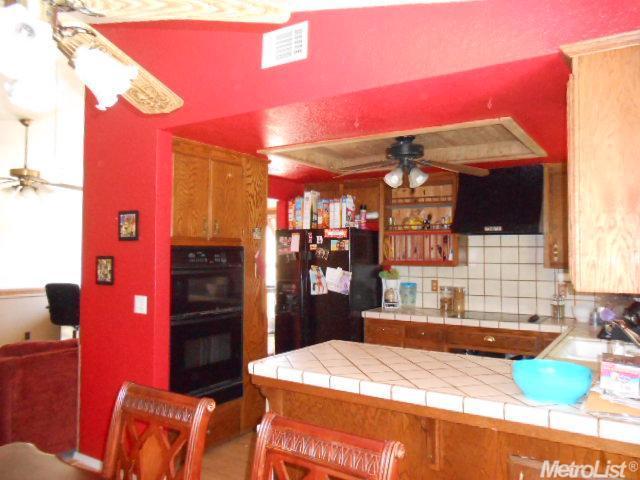 1977 Arrowsmith Dr, Manteca, CA 95336 photo 6