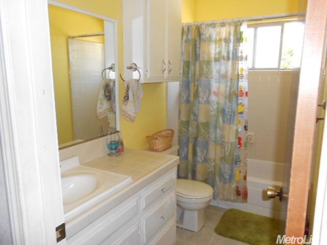 1977 Arrowsmith Dr, Manteca, CA 95336 photo 11