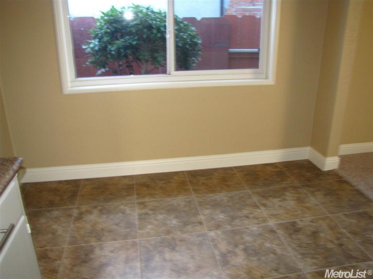 713 Rimby, Lodi, CA 95240 photo 7