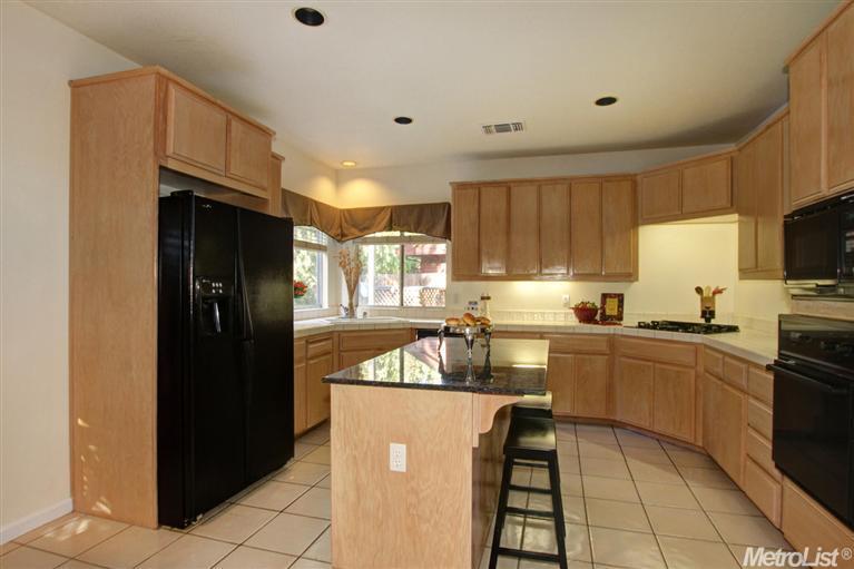 3331 Grosbeak Ct, Davis, CA 95616 photo 6