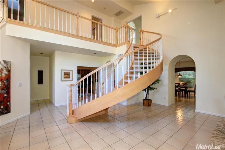 3331 Grosbeak Ct, Davis, CA 95616 photo 3