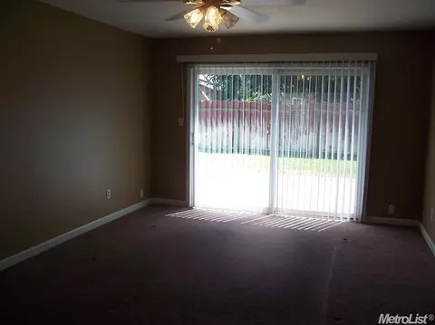 434 Elm Ave, Manteca, CA 95336 photo 2