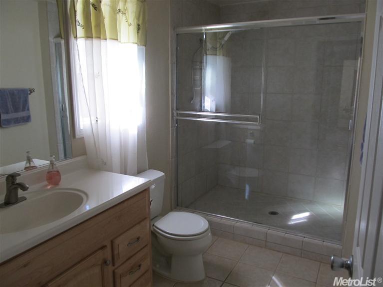 5633 Robertson, Carmichael, CA 95608 photo 8