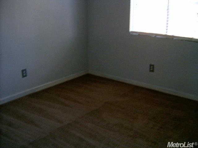 1012 Goldfinch Ln, Patterson, CA 95363 photo 12