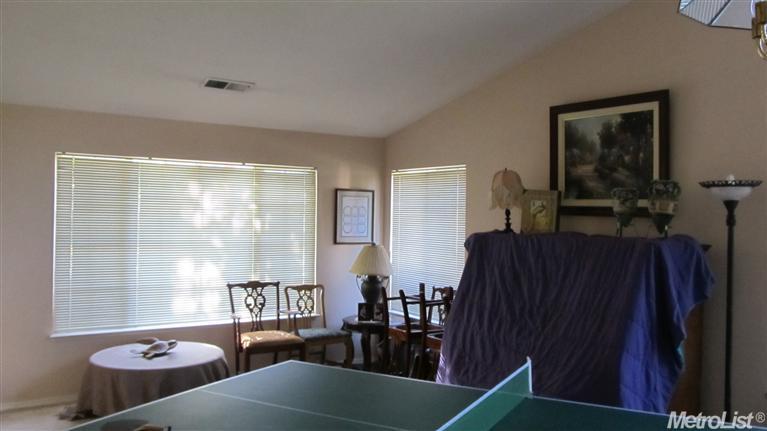 3320 Rio Roca Ct, Antelope, CA 95843 photo 3