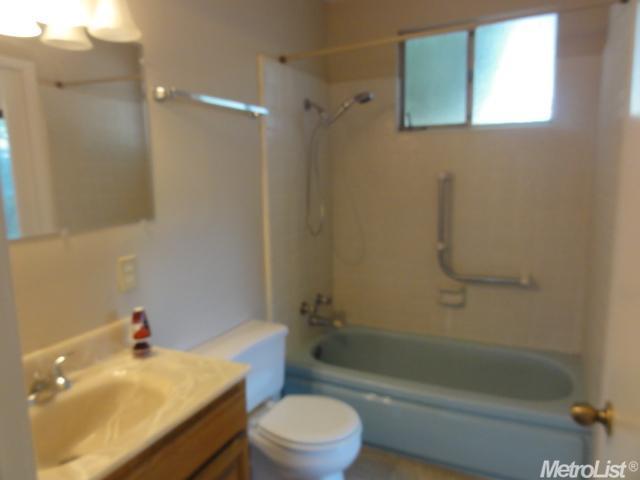 1590 Primrose Ave, Merced, CA 95340 photo 12