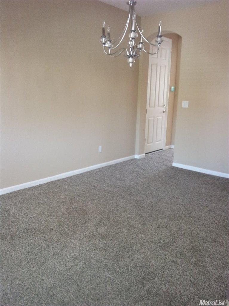 3105 Knightsbridge Dr, Modesto, CA 95355 photo 4