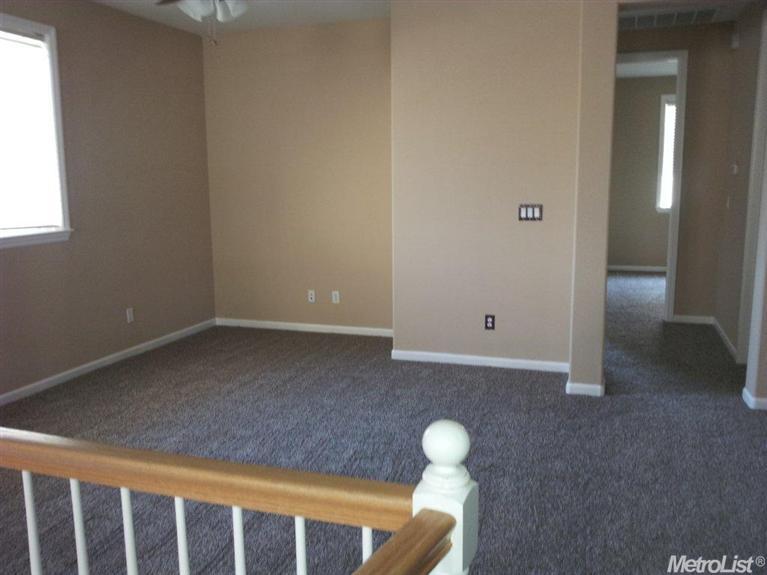 3105 Knightsbridge Dr, Modesto, CA 95355 photo 11