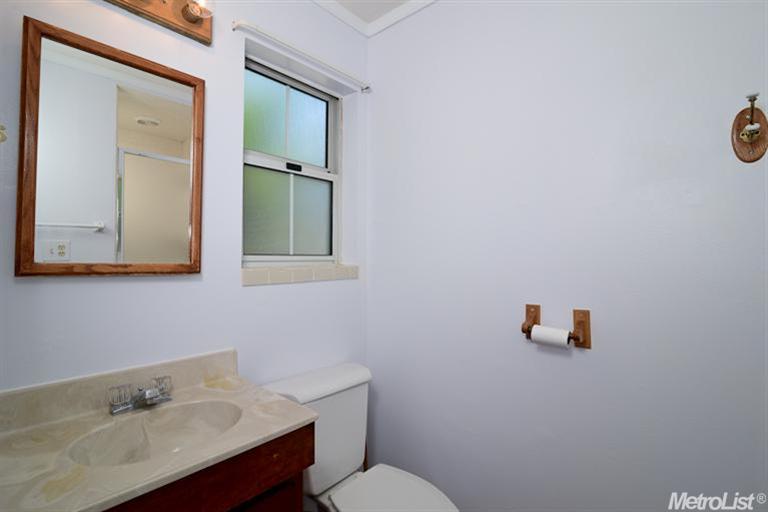 3207 Candace St, Carmichael, CA 95608 photo 16