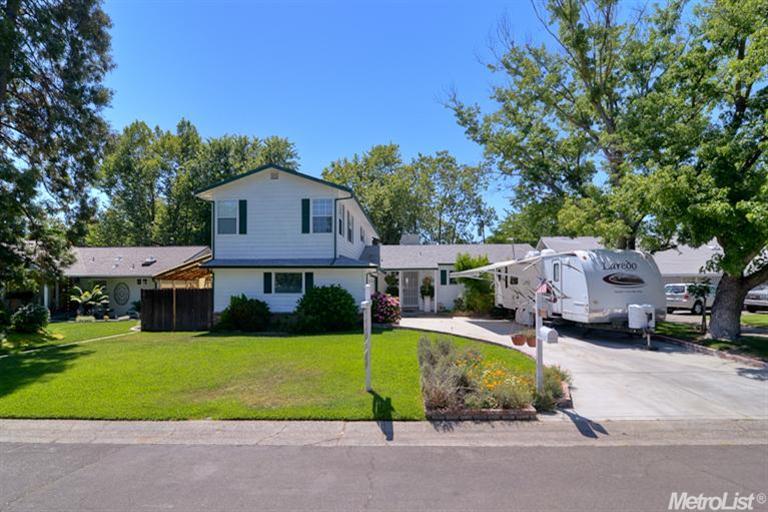 3207 Candace St, Carmichael, CA 95608 photo 1
