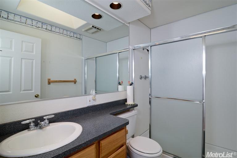 3207 Candace St, Carmichael, CA 95608 photo 14
