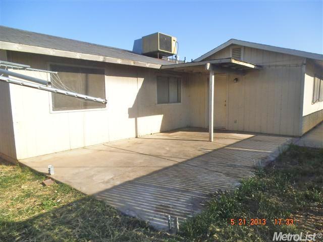 225 E 9th St, Merced, CA 95341 photo 17