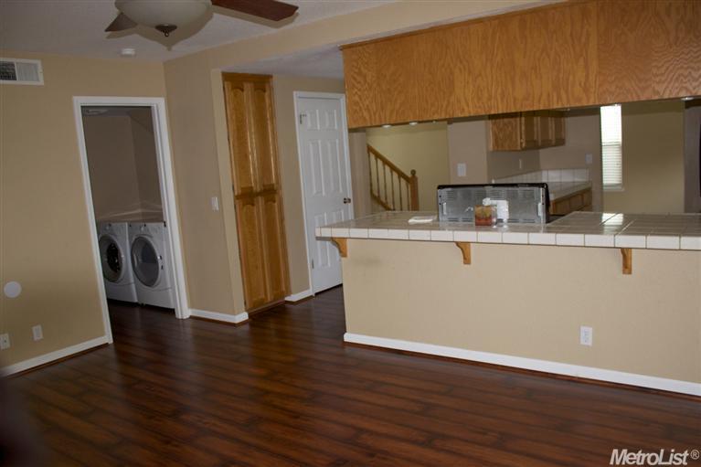 8321 Benjamin Dr, Antelope, CA 95843 photo 8