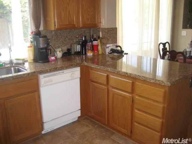 1940 Box Car Dr, Manteca, CA 95337 photo 3