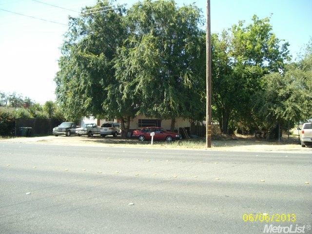 2305 Sylvan Ave, Modesto, CA 95355 photo 4