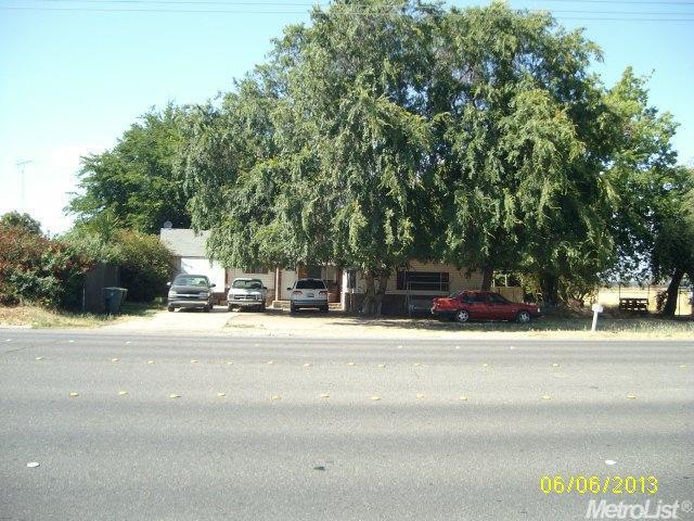 2305 Sylvan Ave, Modesto, CA 95355 photo 3
