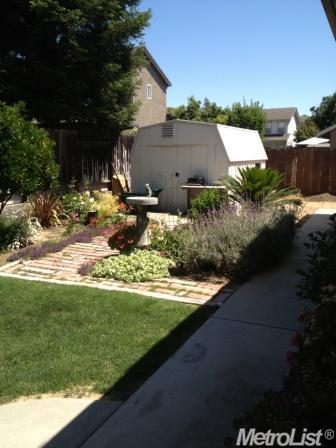 1054 Georgeann Pl, Ripon, CA 95366 photo 6