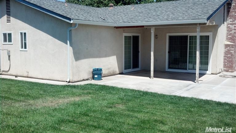 4013 Cornfield Ct, Modesto, CA 95356 photo 2