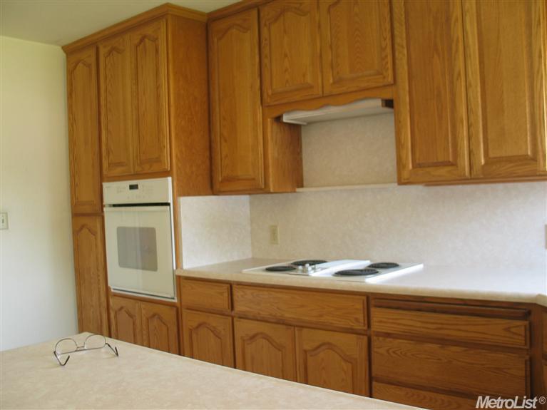 2836 N Walnut Rd, Turlock, CA 95382 photo 4