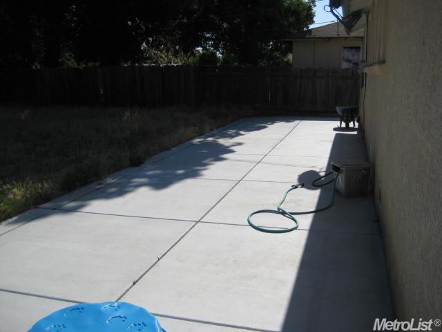 2413 Eicher Ave, Modesto, CA 95350 photo 9