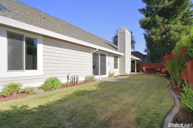 1021 Harrington Way, Carmichael, CA 95608 photo 18
