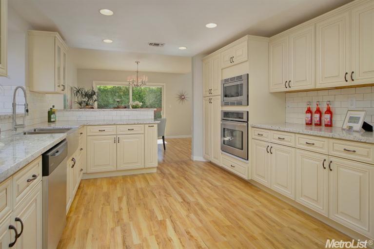 1021 Harrington Way, Carmichael, CA 95608 photo 6