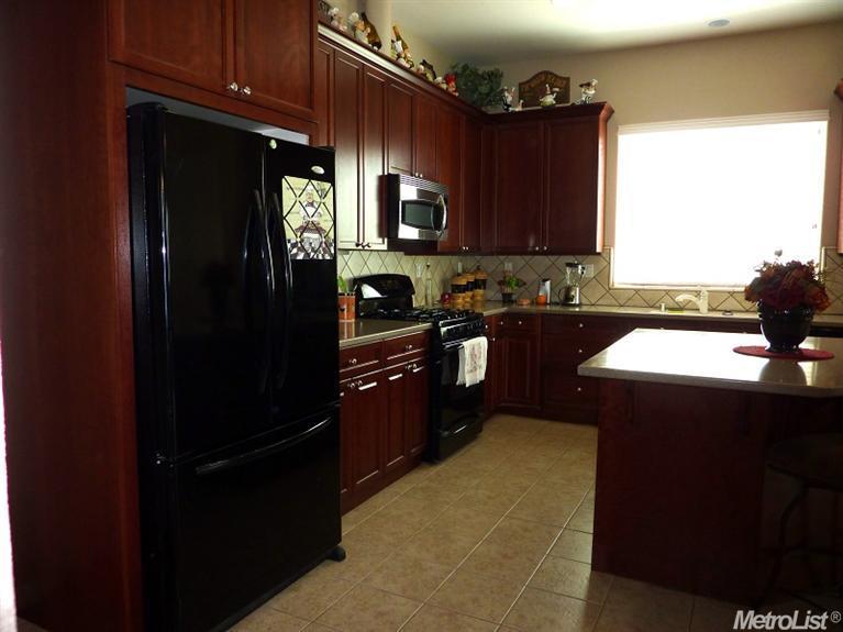 2168 Gibralter Dr, Manteca, CA 95337 photo 4