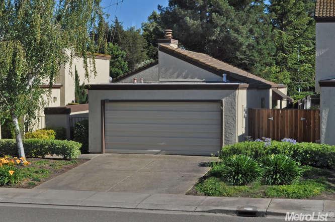 132 Otta Dr, Lodi, CA 95240 photo 1
