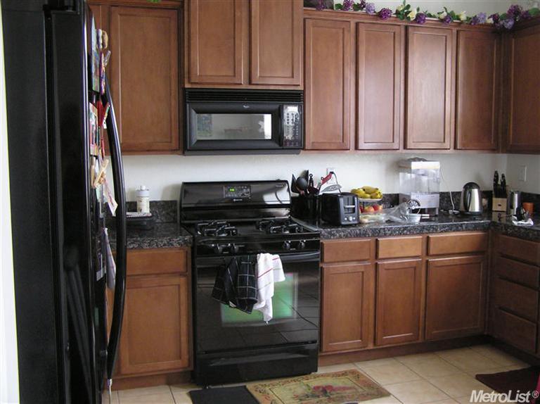 638 Equinox Loop, Lincoln, CA 95648 photo 2