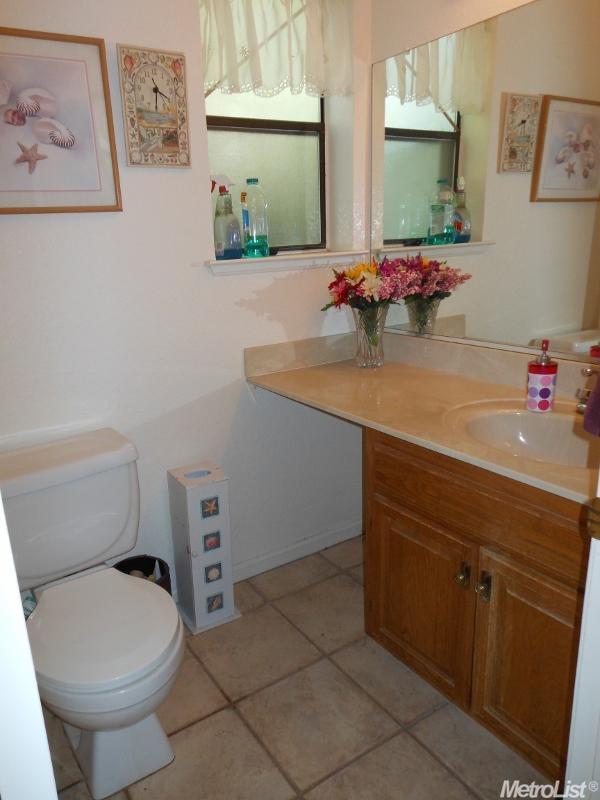847 Orkney Dr, Patterson, CA 95363 photo 8