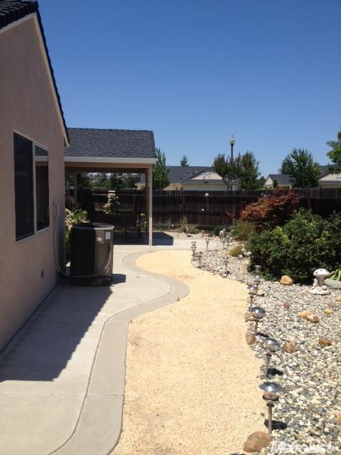736 Young Ct, Galt, CA 95632 photo 7