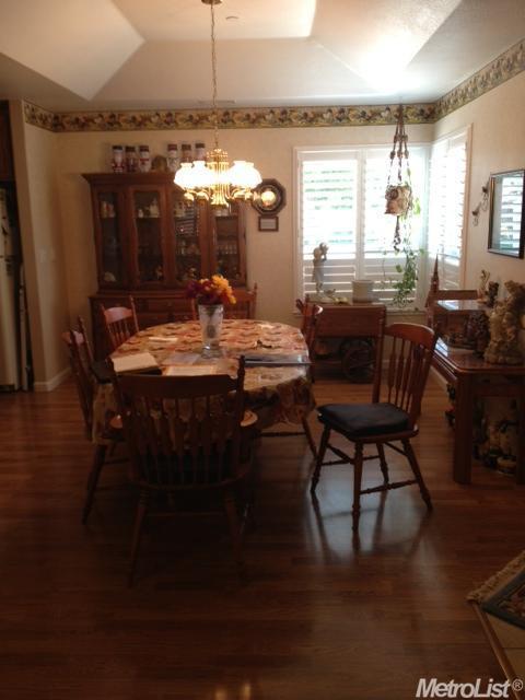 736 Young Ct, Galt, CA 95632 photo 3