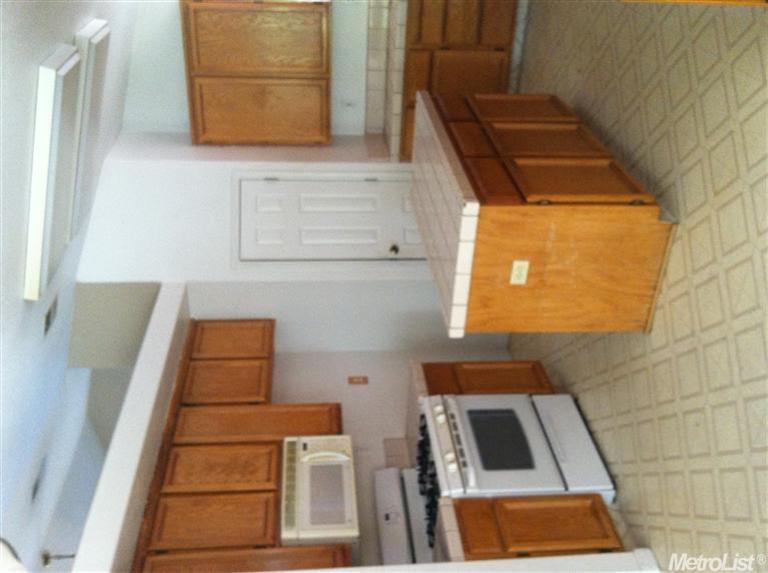 8512 Chamonix Ct, Antelope, CA 95843 photo 2