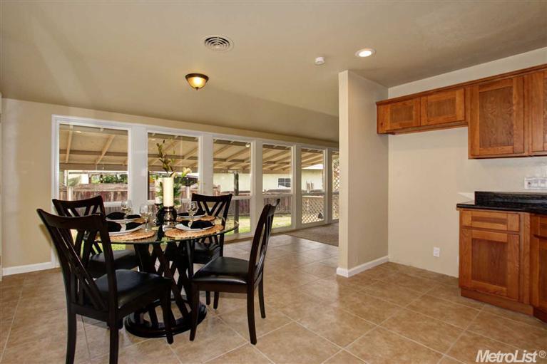 5846 Topp Ct, Carmichael, CA 95608 photo 15