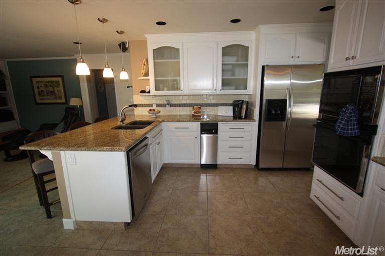 946 Yaple Ct, Ripon, CA 95366 photo 4