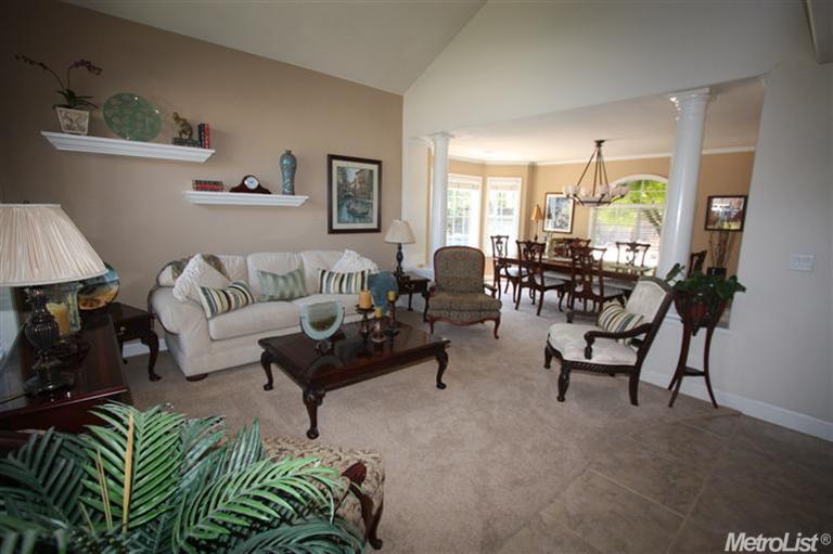 946 Yaple Ct, Ripon, CA 95366 photo 2