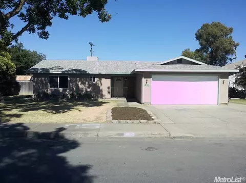 890 Sydney Ct, Merced, CA 95341 photo 1