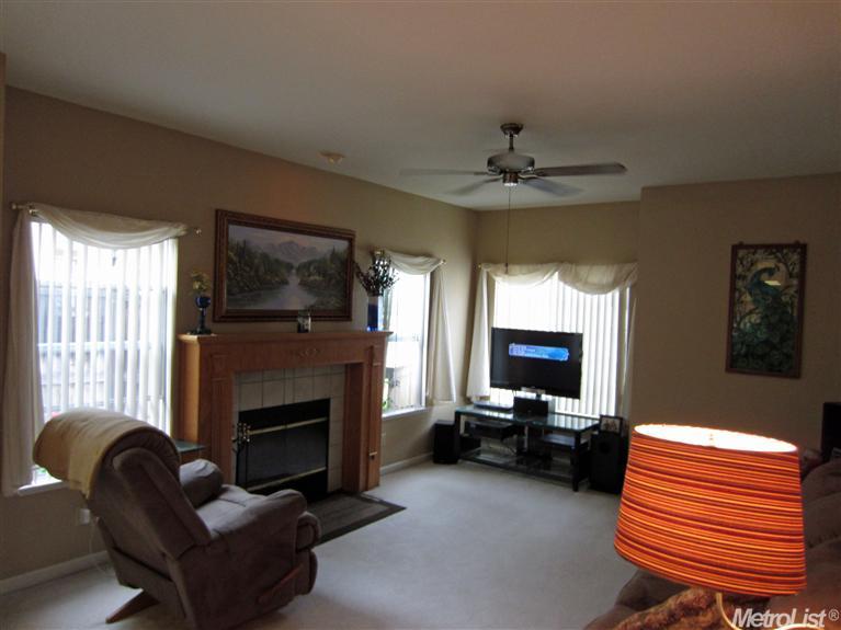 8149 Otium Ct, Antelope, CA 95843 photo 3