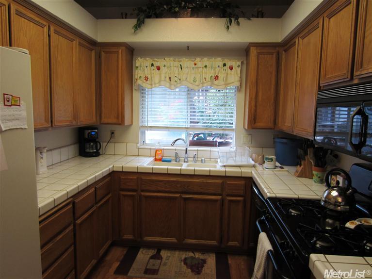 8149 Otium Ct, Antelope, CA 95843 photo 6