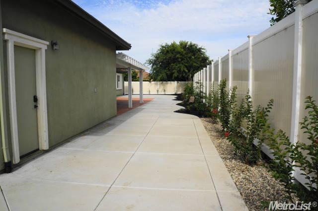 1418 Doak Blvd, Ripon, CA 95366 photo 19