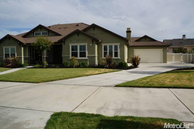 1418 Doak Blvd, Ripon, CA 95366 photo 1
