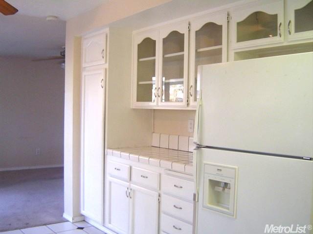 1907 W Kavanagh Ave, Tracy, CA 95376 photo 10