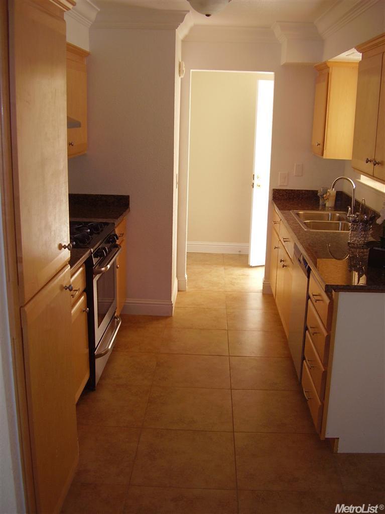 7612 Milldale Cir, Elverta, CA 95626 photo 2