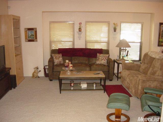 322 Elise Ct, Modesto, CA 95350 photo 4