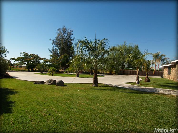 1718 Albers Rd, Modesto, CA 95357 photo 3